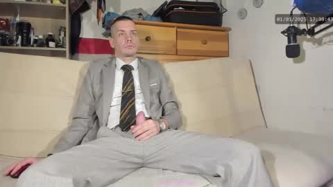 Virg Lszl online show from 01.01.25