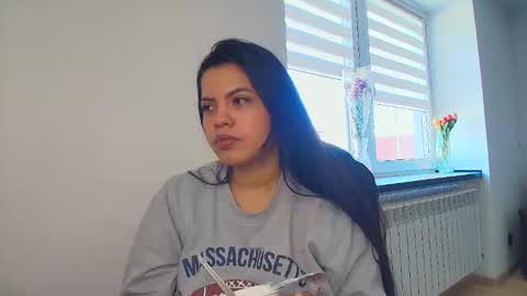 Snapshot of tell_me_goddess chatting on 04.27.26 Amazing SALOME online show from 04.27.26