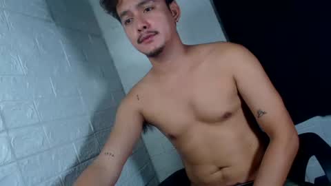 Snapshot of tempting_jon chatting on 02.15.26 tempting_jon online show from 02.15.26