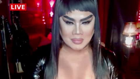 Snapshot of temptress_cocoxxx chatting on 11.09.25 Mistress Coco online show from 11.09.25