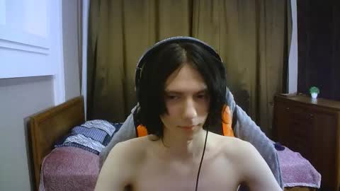 temptvelvet online show from 11.04.25