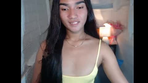 TransGoddessZhandria online show from 04.22.26