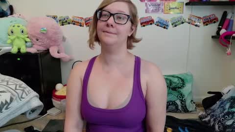 Pixie and Tentacle Overlord online show from 02.04.26