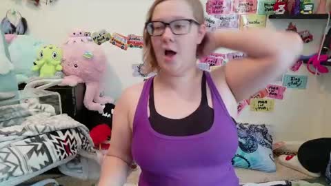 Pixie and Tentacle Overlord online show from 07.01.26