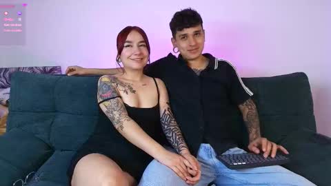 Snapshot of tender_dust chatting on 10.09.25 tender_dust online show from 10.09.25