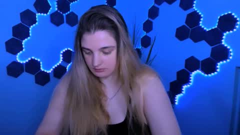 ur Louise online show from 02.26.26