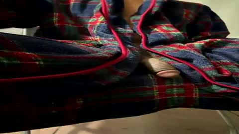 Snapshot of tenninchdick chatting on 05.17.26 TENNinchDick online show from 05.17.26