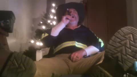 Snapshot of tennredneck chatting on 01.03.25 Tennredneck online show from 01.03.25