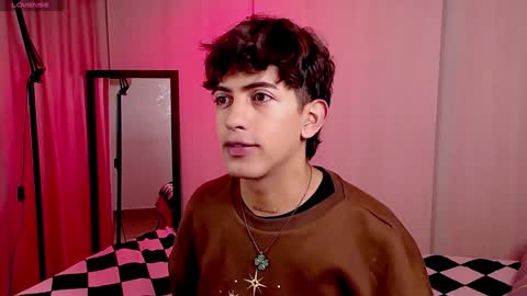 Snapshot of teobrowny_ chatting on 01.04.25 teo brown Independent model online show from 01.04.25