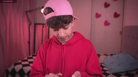 Snapshot of teobrowny_ chatting on 03.04.25 teo brown Independent model online show from 03.04.25