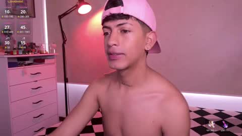 Snapshot of teobrowny_ chatting on 09.28.25 teo brown Independent model online show from 09.28.25