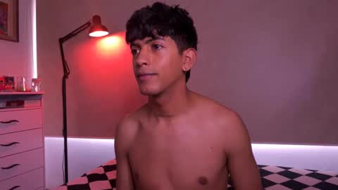 Snapshot of teobrowny_ chatting on 10.13.25 teo brown Independent model online show from 10.13.25