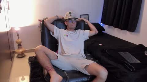 Snapshot of teomodel1 chatting on 01.06.26 teomodel1 online show from 01.06.26