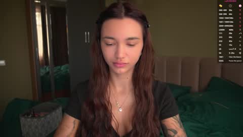 Snapshot of teona_amore chatting on 09.23.25 Teya online show from 09.23.25