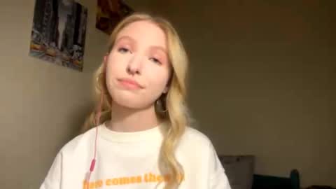 Im Olivia online show from 10.06.25
