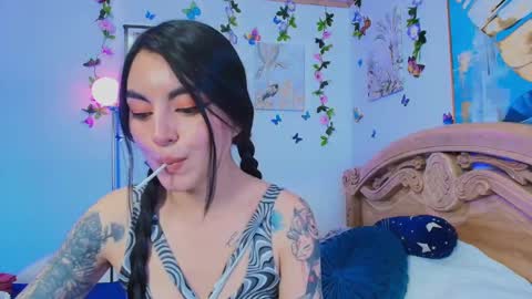  TERESA  Give me a good rating if you enjoy my show  online show from 09.20.25