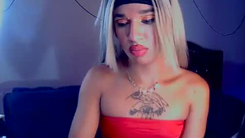 terra sunligth  indepent model online show from 09.12.25