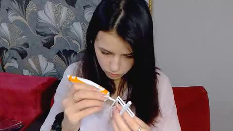 Snapshot of terrilynbritts chatting on 11.06.25 Jane online show from 11.06.25