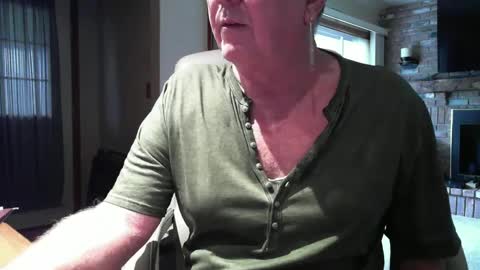 Snapshot of terriscam chatting on 09.25.25 terriscam online show from 09.25.25