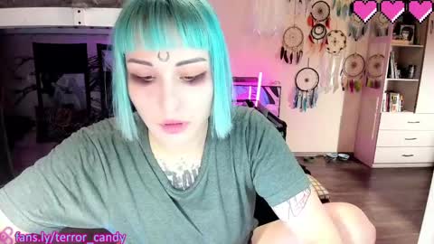 Snapshot of terror_candy chatting on 05.16.26 CRY BABY online show from 05.16.26