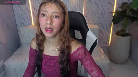 Snapshot of terry_tx chatting on 10.09.25 Online 800 to 1400 online show from 10.09.25