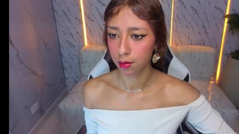 Snapshot of terry_tx chatting on 11.02.25 Online 800 to 1400 online show from 11.02.25