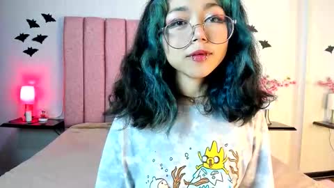 Snapshot of terumikitty chatting on 11.13.25 terumikitty online show from 11.13.25