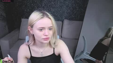 Snapshot of tessa_ashe chatting on 04.26.26 Tessa online show from 04.26.26