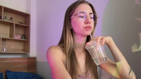 tessa_calmness online show from 04.25.26