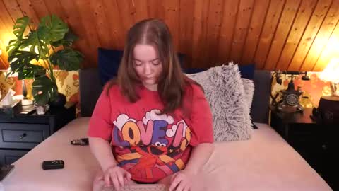 Tessa online show from 11.22.25