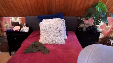 Tessa online show from 04.20.26