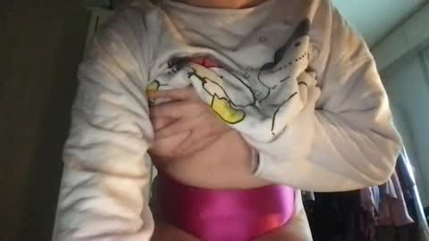 Tessy Ultra online show from 10.25.25