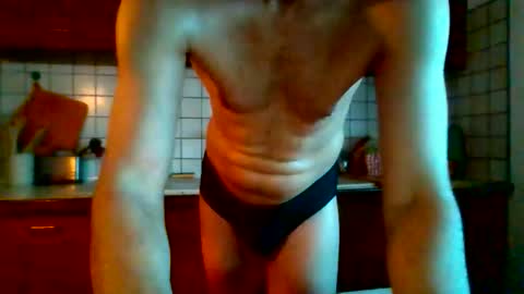 Snapshot of testosterone20222 chatting on 12.19.25 Testosterone20 online show from 12.19.25