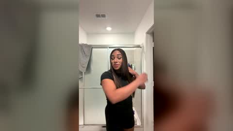 Snapshot of texasbadgirl chatting on 03.17.26 SELENE SANTOS online show from 03.17.26