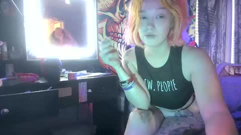 TEXASGIRLLLL online show from 09.18.25