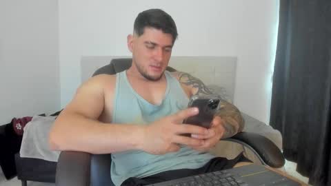 Snapshot of teylor_creed chatting on 10.17.25 teylor creed online show from 10.17.25