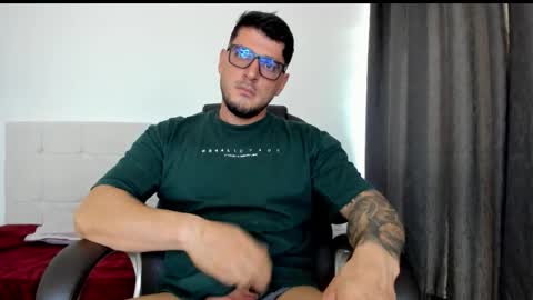 Snapshot of teylor_creed chatting on 11.22.25 teylor creed online show from 11.22.25