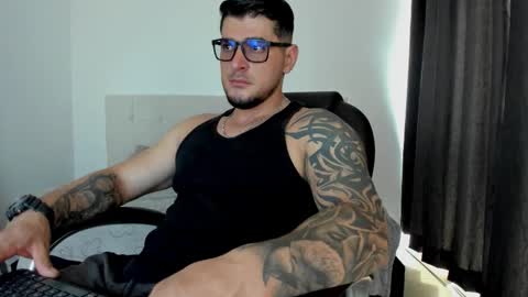 Snapshot of teylor_creed chatting on 11.24.25 teylor creed online show from 11.24.25