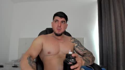 Snapshot of teylor_creed chatting on 11.26.25 teylor creed online show from 11.26.25