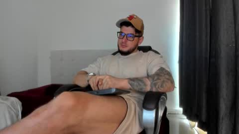 Snapshot of teylor_creed chatting on 02.26.26 teylor creed online show from 02.26.26