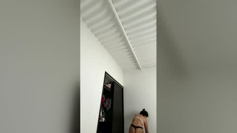 Snapshot of tezza_smith chatting on 04.21.26 tezza smith online show from 04.21.26