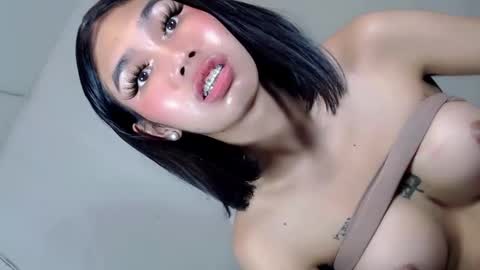 Snapshot of tgirl_luna69 chatting on 02.01.25 Luna online show from 02.01.25