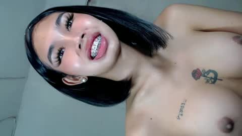 Snapshot of tgirl_luna69 chatting on 02.06.25 Luna online show from 02.06.25