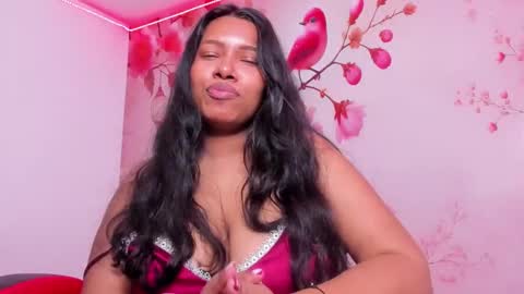 Snapshot of thais_waldrof chatting on 02.07.25 Andreina online show from 02.07.25