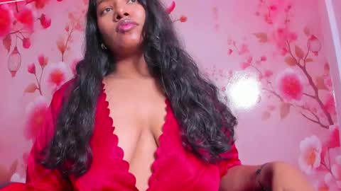 Snapshot of thais_waldrof chatting on 02.12.25 Andreina online show from 02.12.25