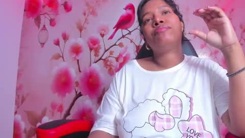 Snapshot of thais_waldrof chatting on 02.13.25 Andreina online show from 02.13.25