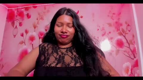 Snapshot of thais_waldrof chatting on 02.23.25 Andreina online show from 02.23.25