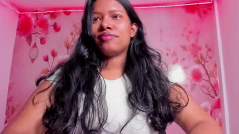 Snapshot of thais_waldrof chatting on 02.27.25 Andreina online show from 02.27.25