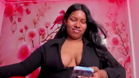 Snapshot of thais_waldrof chatting on 02.28.25 Andreina online show from 02.28.25