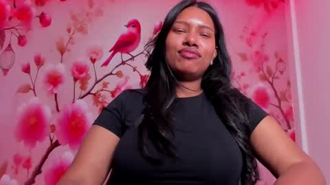 Snapshot of thais_waldrof chatting on 03.01.25 Andreina online show from 03.01.25